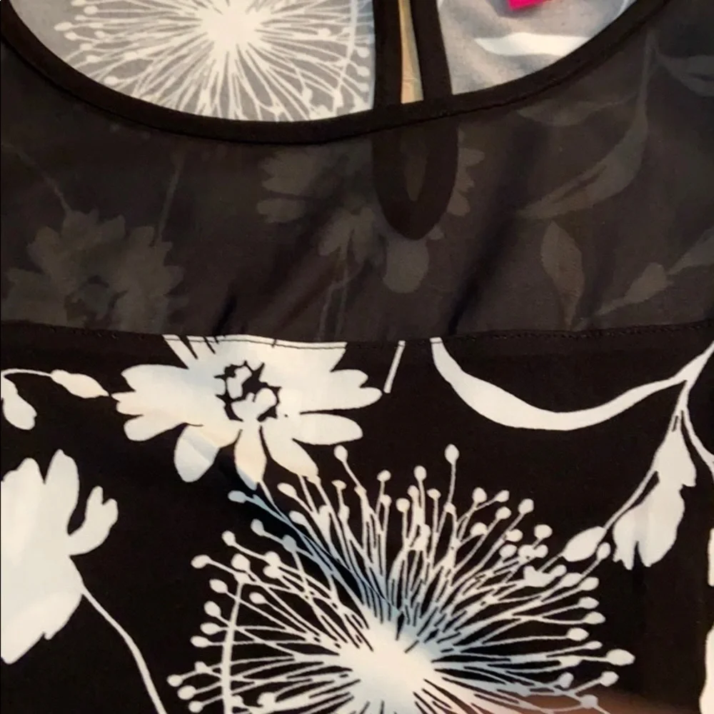 Vince Camuto Black and white flowered midi dress